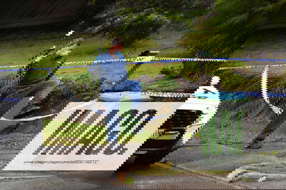 BODY FOUND MELBOURNE, Forensic investigators are seen at a crime scene