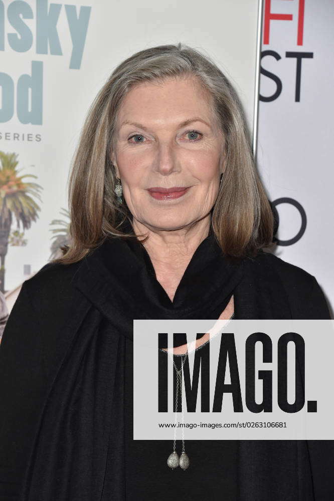 AFI FEST 2018 - The Kominsky Method Screening Susan Sullivan attends ...