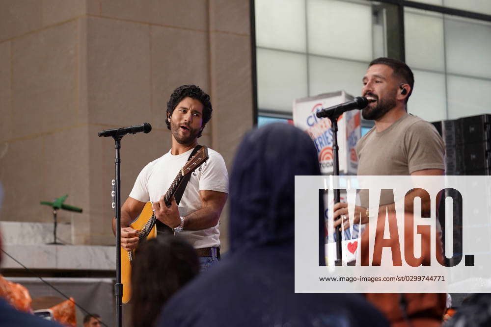 Dan + Shay performed Live at Citi Concert Series on the Today Show