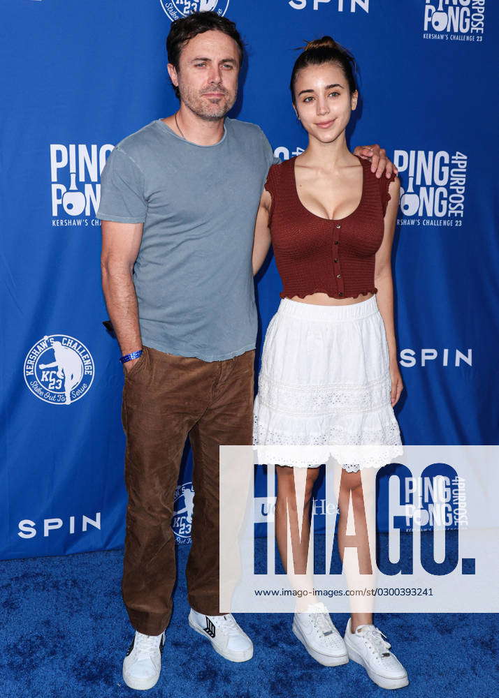 Casey Affleck Supports Girlfriend Caylee Cowan at the Premiere of