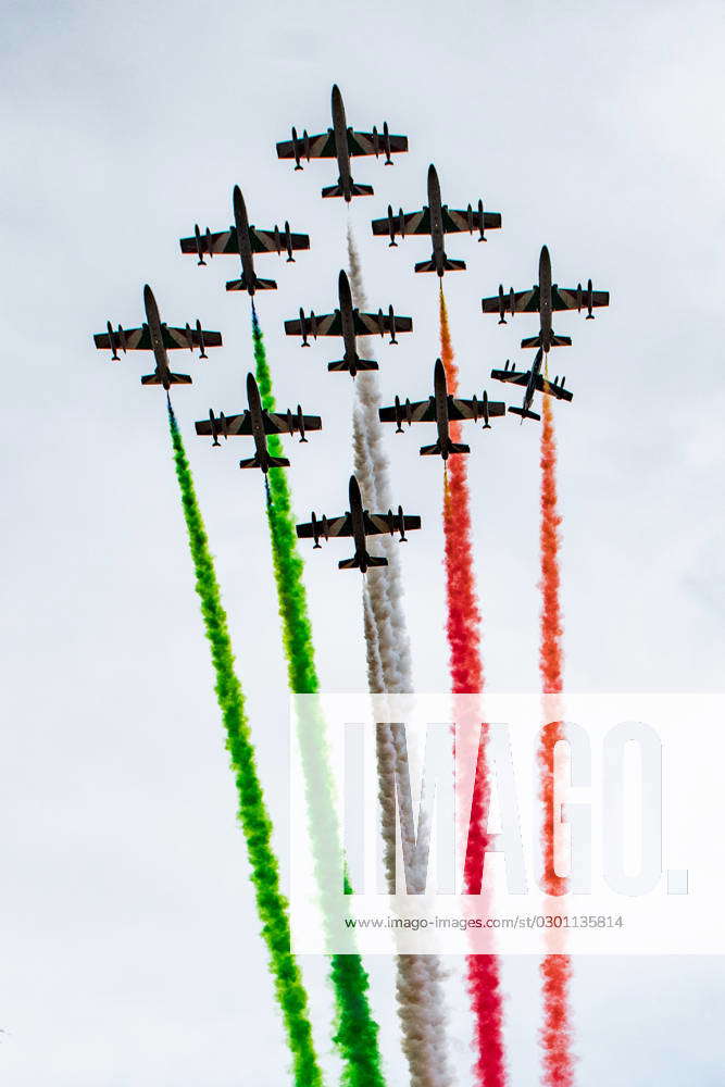 Italian Air Force Frecce Tricolori - Air•Show