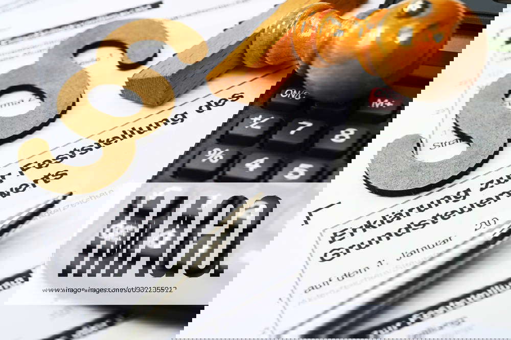 Property tax declaration with paragraph sign, symbol photo property tax