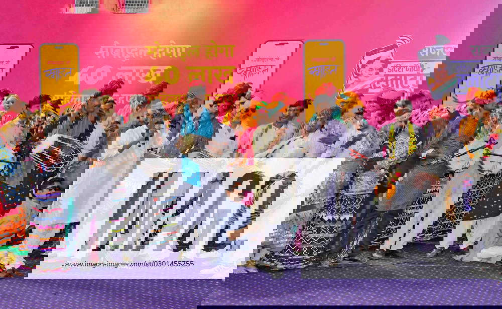 India CM Ashok Gehlot launched free smartphone scheme in Rajasthan