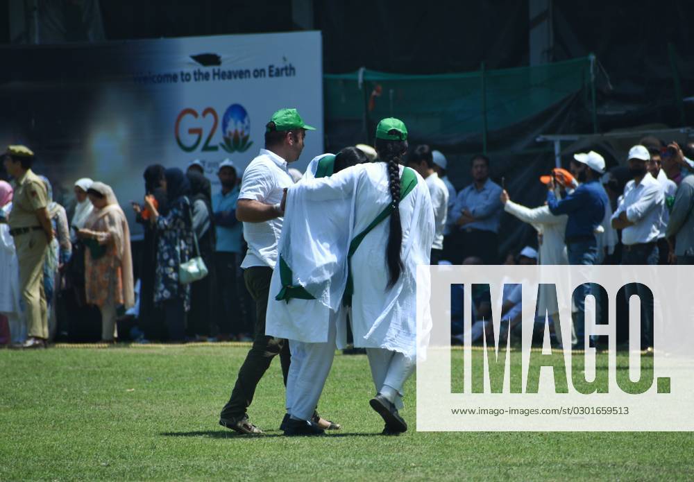 Meri Maati Mera Desh (My soil, My country) rally in Kashmir ...