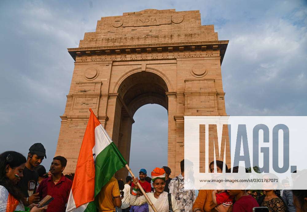 India gate | India gate, Travel pictures, Sky aesthetic