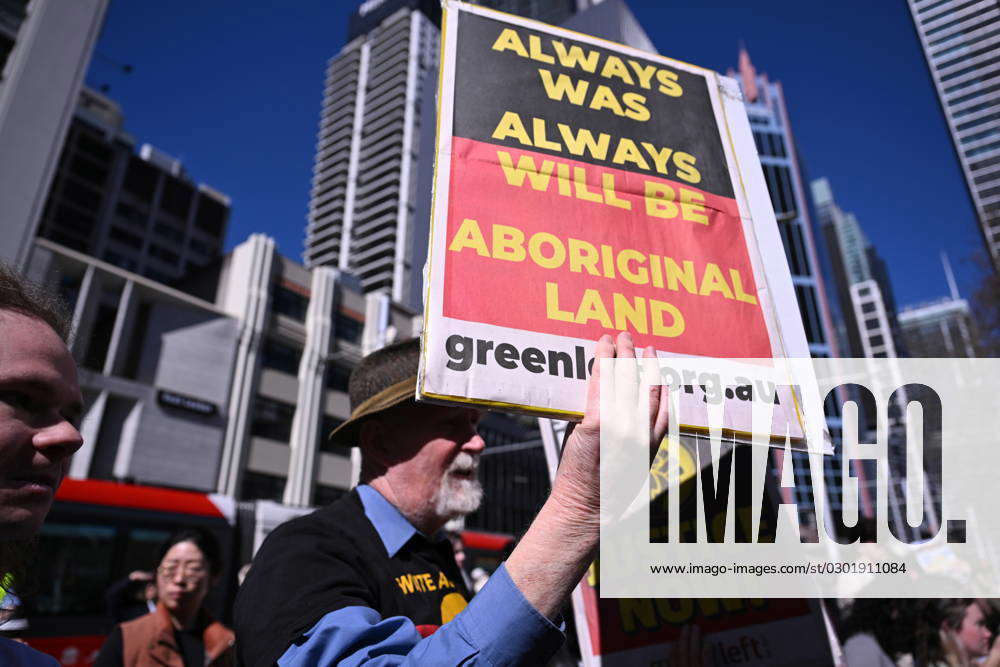 BLACK LIVES MATTER RALLY SYDNEY, About 100 protesters gather for a ...