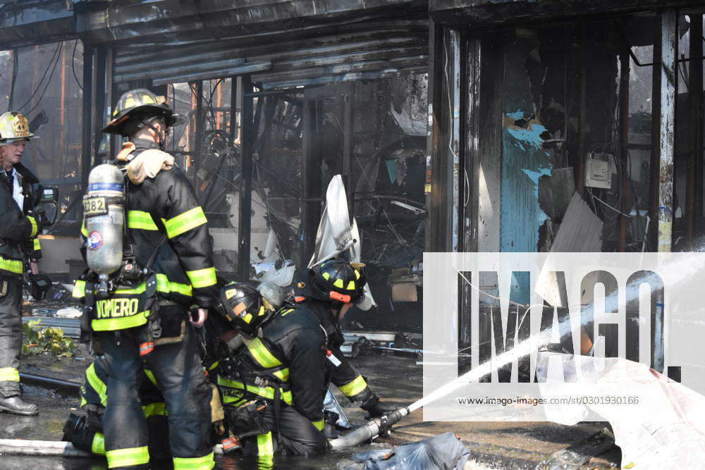 5-Alarm Fire In Brooklyn Injures Firefighters And Damages Buildings 5 ...