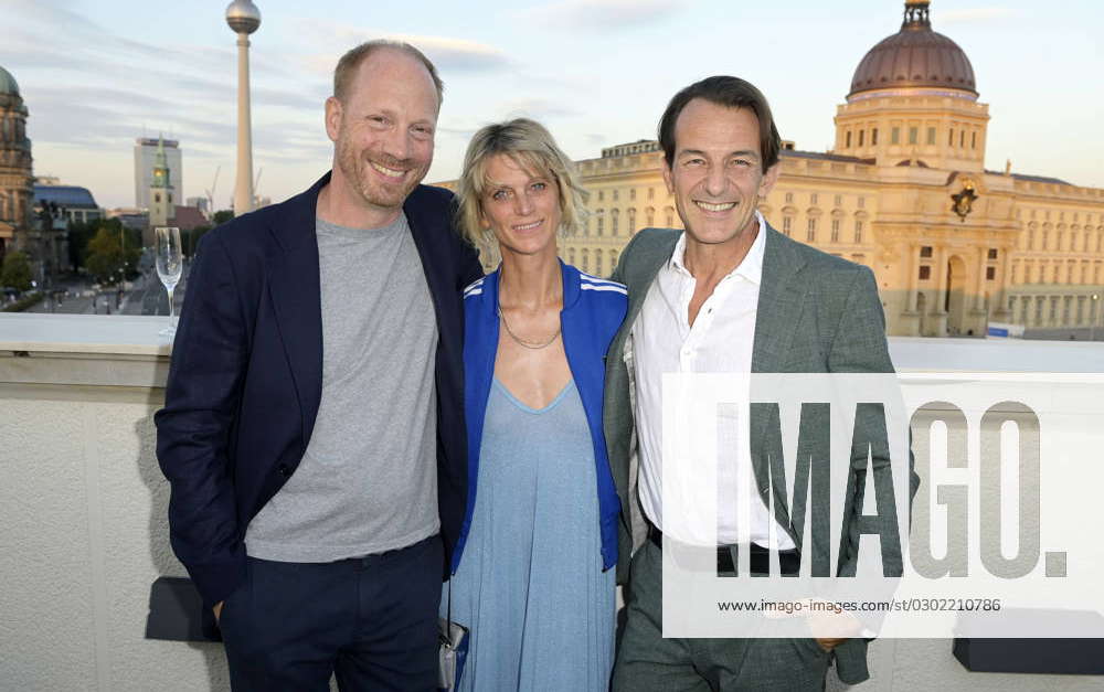 Johann von Bülow, Katrin von Bülow and Hans Werner Meyer at the opening ...