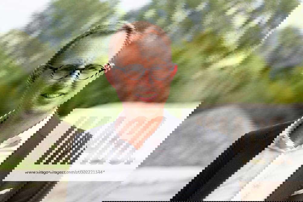 Kiel, Germany, 23 08 2023, Digitization Minister Dirk Schrödter hands