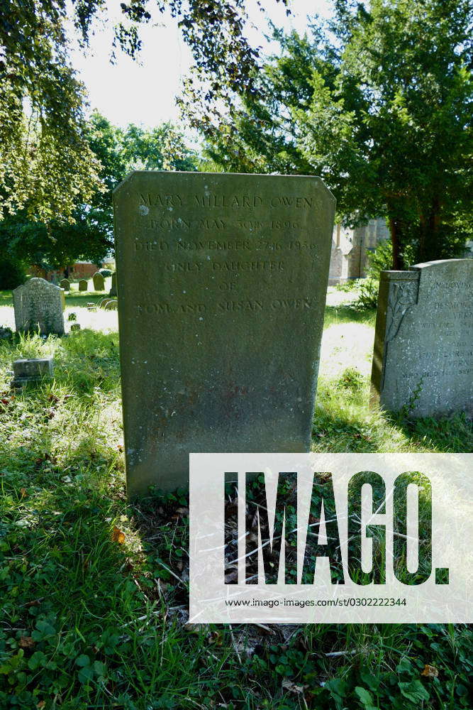 Rural life, The Wilfred Owen Trail The Owens family graves. Wilfred