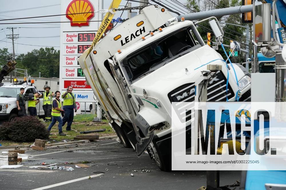 Syndication The Record A Hasbrouck Heights Borough garbage truck