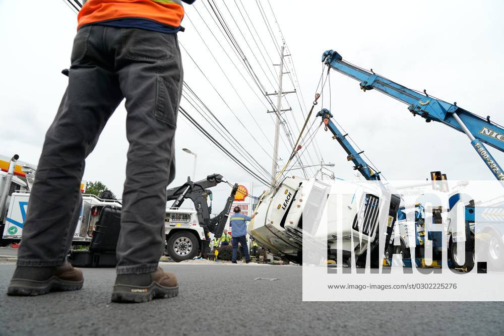 Syndication The Record A Hasbrouck Heights Borough garbage truck