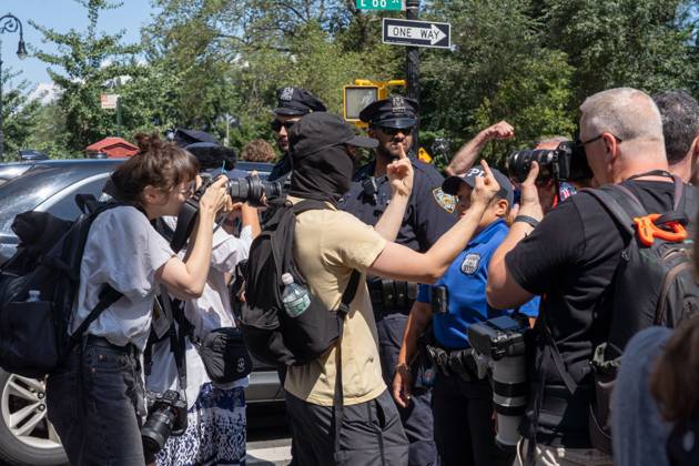 August 27 2023 New York United States Pro And Anti Migrant Protesters Clashed At The Rally 5836