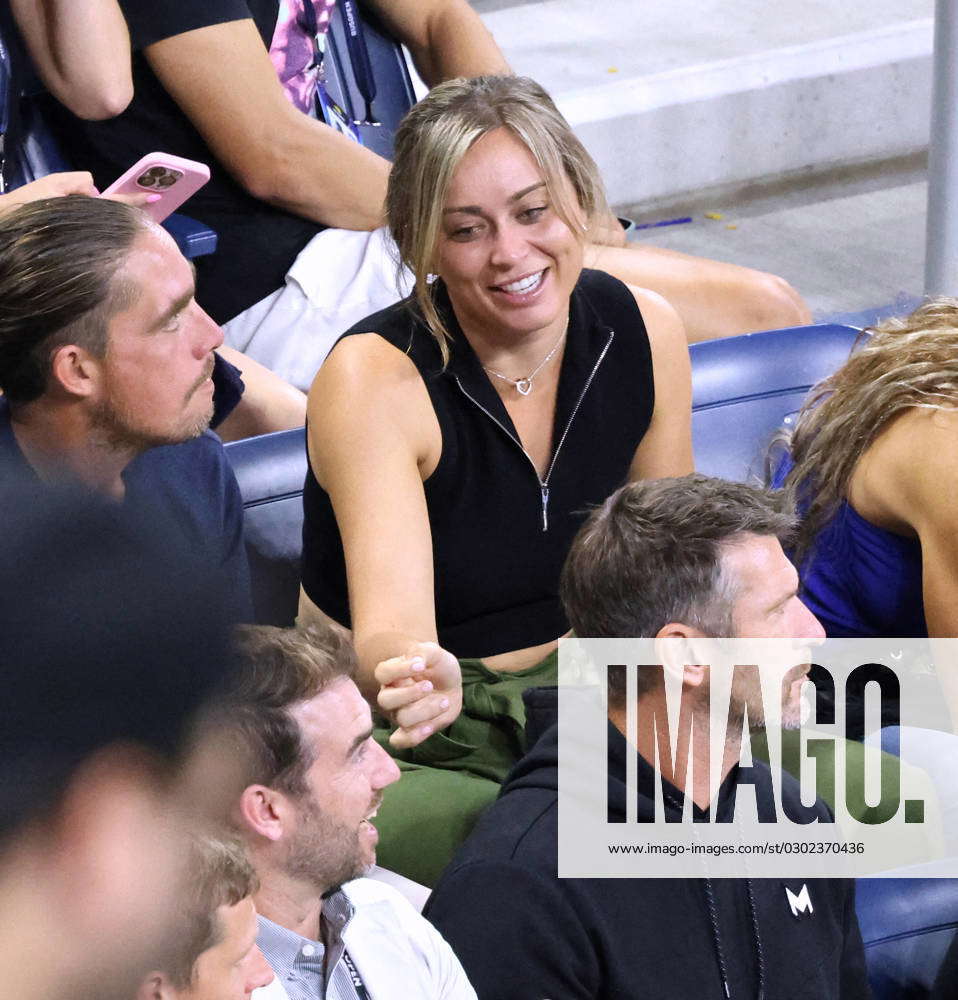 Tsitsipas s Girlfriend Paula Badosa At The US Open - NYC Spanish tennis ...