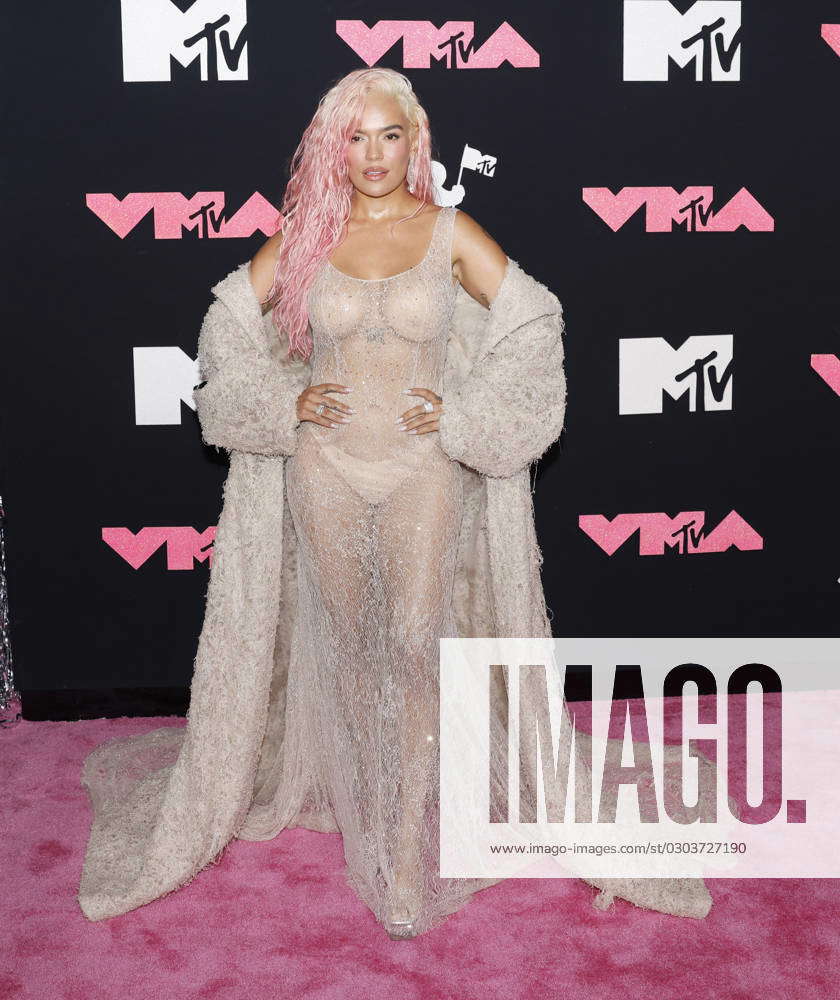 Karol G arrives on the red carpet at the 2023 MTV Video Music Awards VMA s