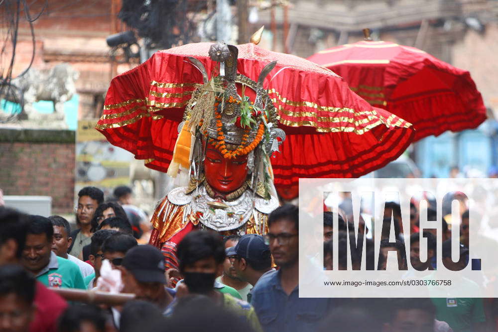 230913) -- BHAKTAPUR, Sept. 13, 2023 -- An idol of Buddha is seen