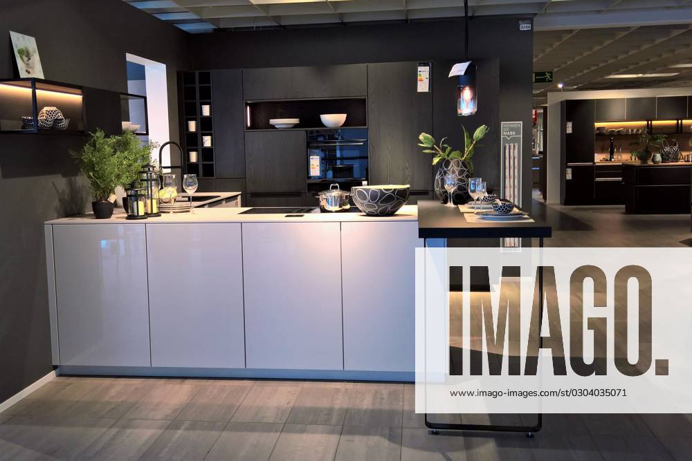 High quality kitchen or designer kitchens at XXXLutz or in the