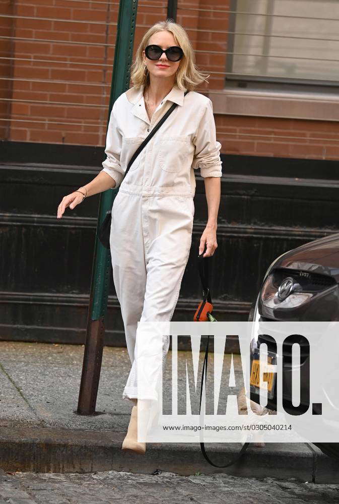 Naomi Watts looking stylish and comfortable in TOMS new Clare Boot ...