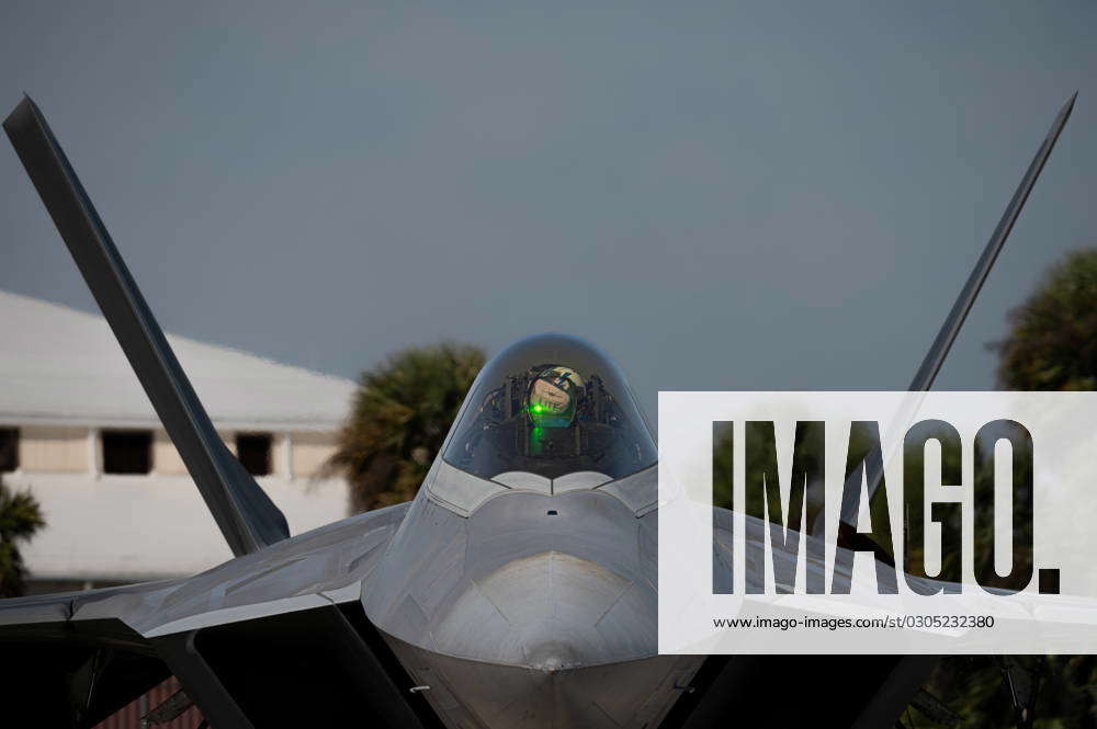 A U.S. Air Force F-22 Raptor assigned to the 71st Fighter Squadron ...