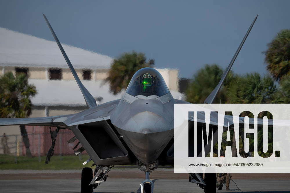 A U.S. Air Force F-22 Raptor assigned to the 71st Fighter Squadron ...