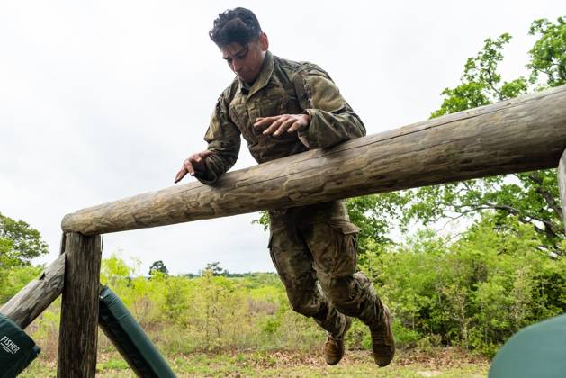 Texas Army National Guard Spc. Fernando Torres, 133rd Field Artillery ...