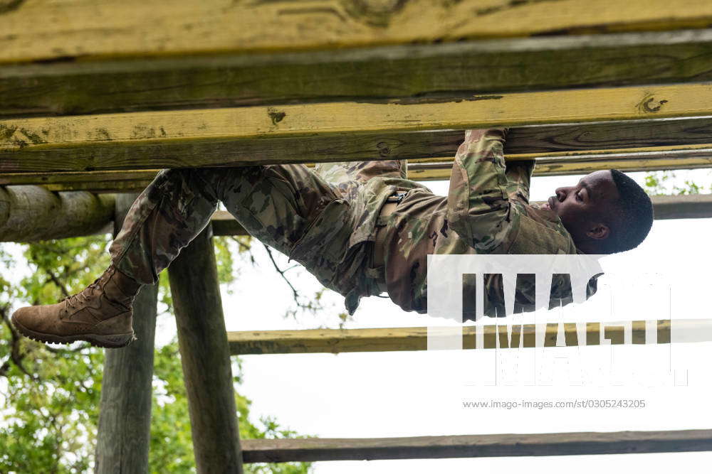 Texas Army National Guard Spc. Savion Amaridonovan, 71st Troop Command ...