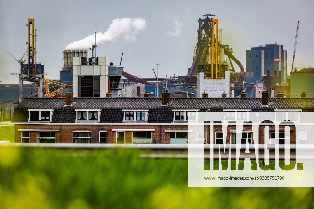 IJMUIDEN - The steel factory Tata Steel IJmuiden. ANP JEFFREY GROENEWEG  netherlands out - belgium