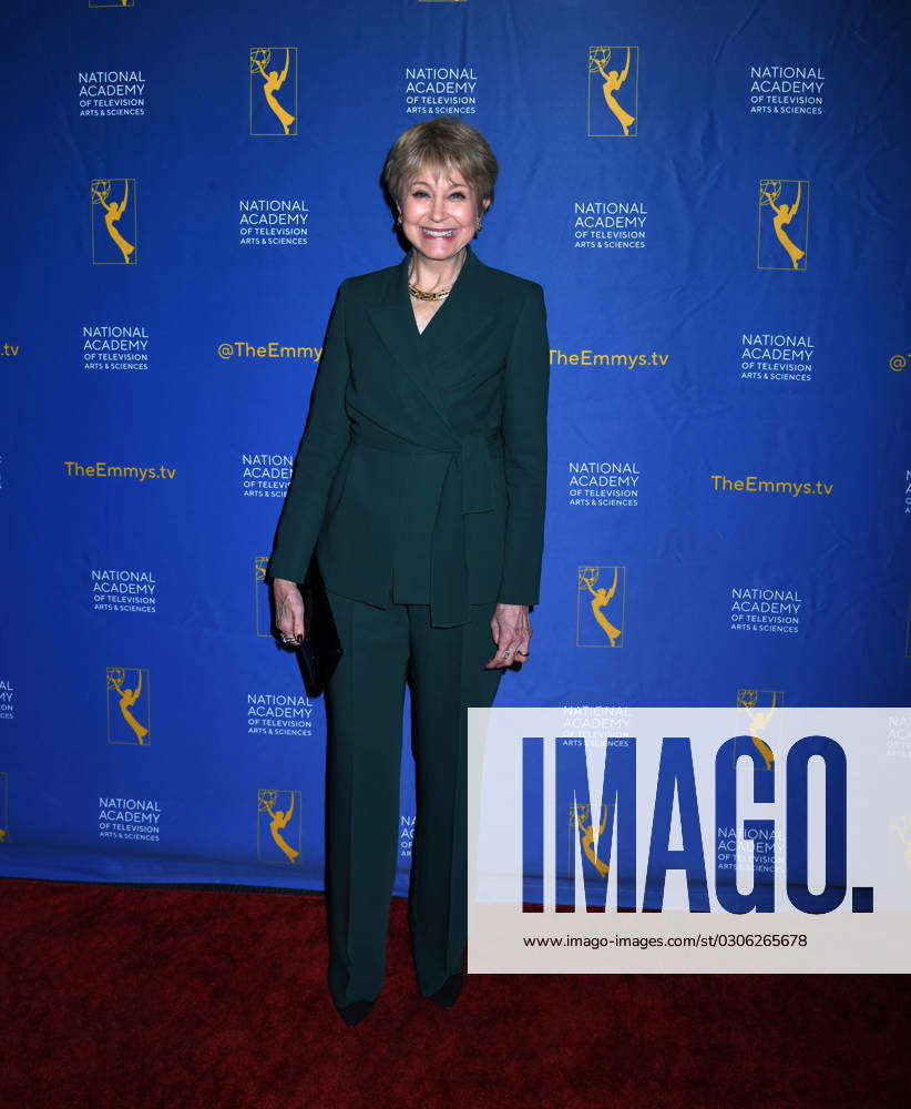 September 27, 2023, New York City, NY, USA: Jane Pauley attends the ...