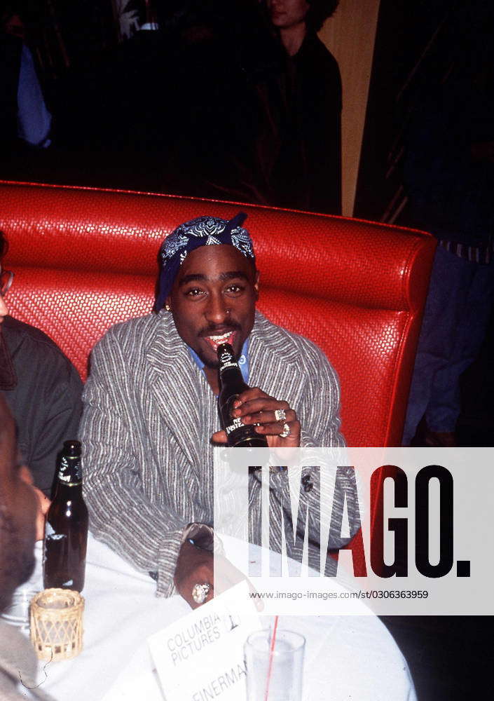 1994, Los Angeles, California, USA: TUPAC SHAKUR At I Like It Like That ...