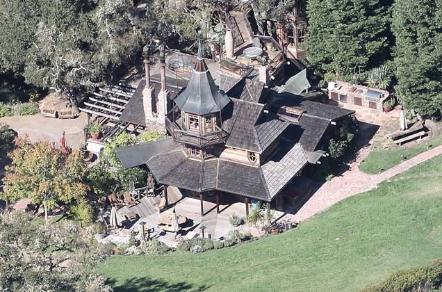 Singer-songwriter Neil Young s Broken Arrow Ranch located in La Honda ...