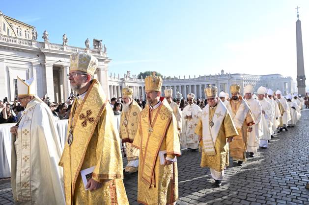 Synod and Holy Mass, Rome, Vatican City - 04 Oct 2023 Priests and ...