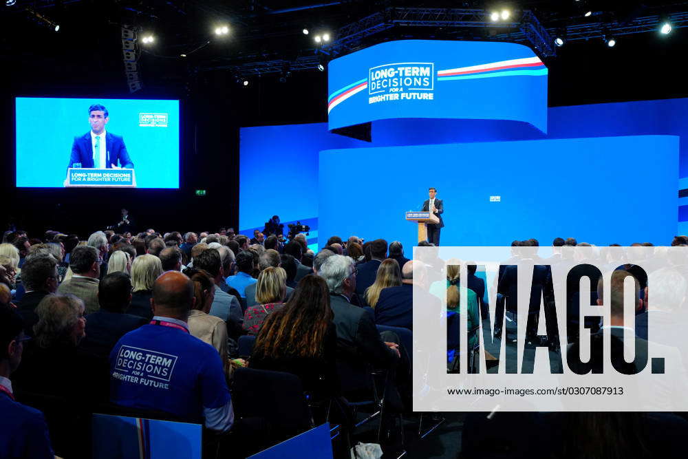 (231004) -- MANCHESTER, Oct. 4, 2023 -- British Prime Minister Rishi ...