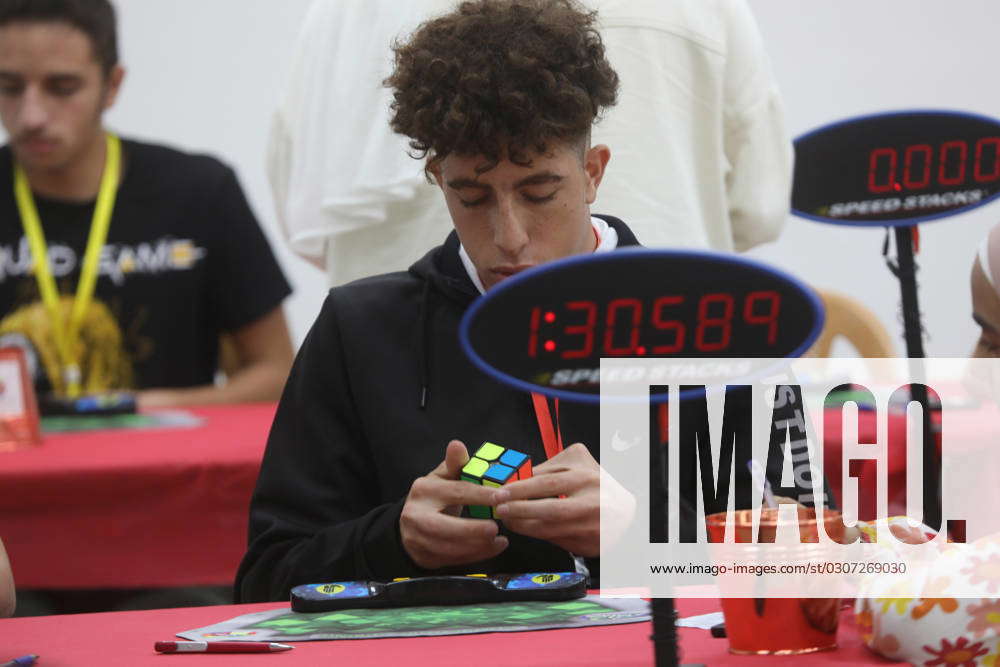 Rubik s Cube Competition Takes Place in Bethlehem s Aida Camp