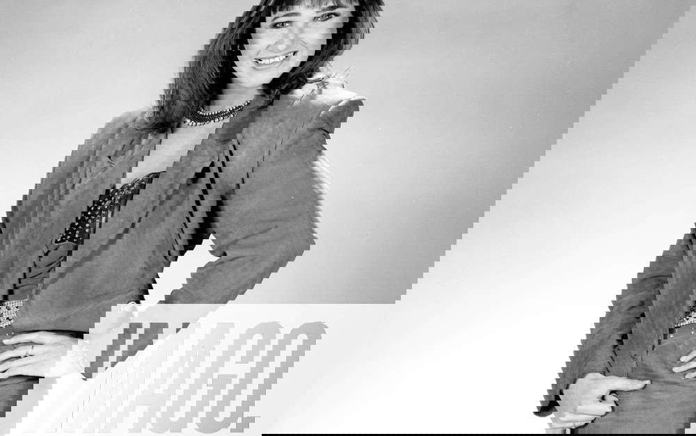 CAROLE GREENWOOD CAROLE GREENWOOD. GAME GIRL CAROLE Helping to bring