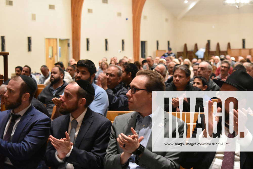 Synagogue Rally Rally In Support Of Israel At Orthodox Synagogue In Fair Lawn, US - 09 ...