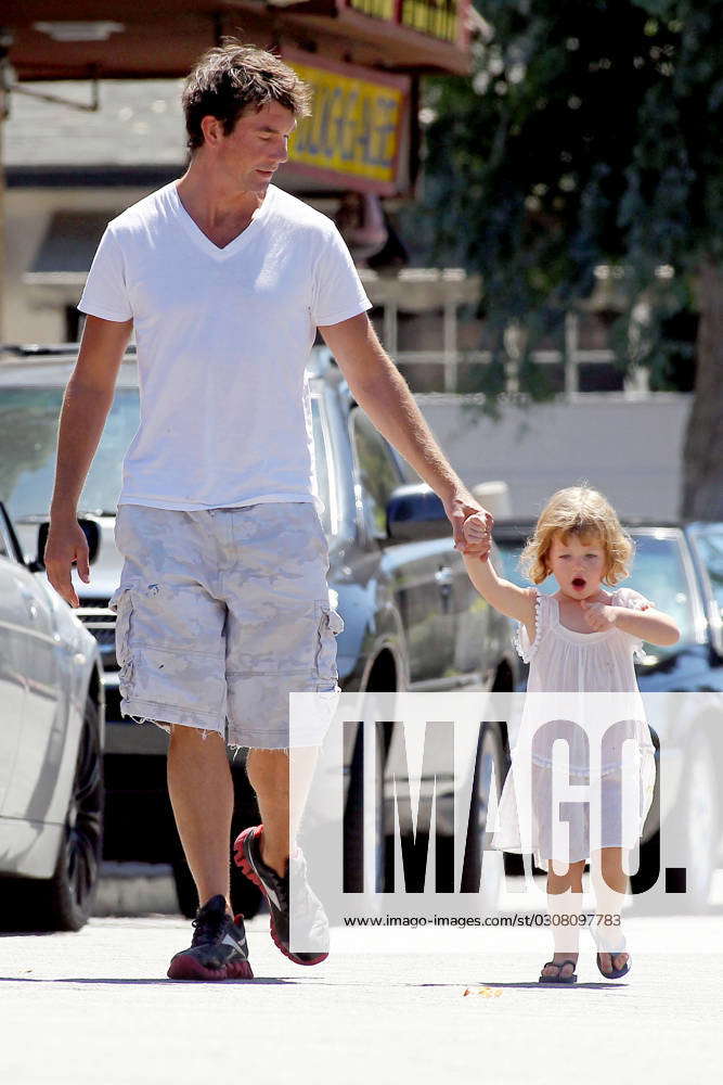 **EXCLUSIVE** Doting dad Jerry O Connell holds his adorable daughters
