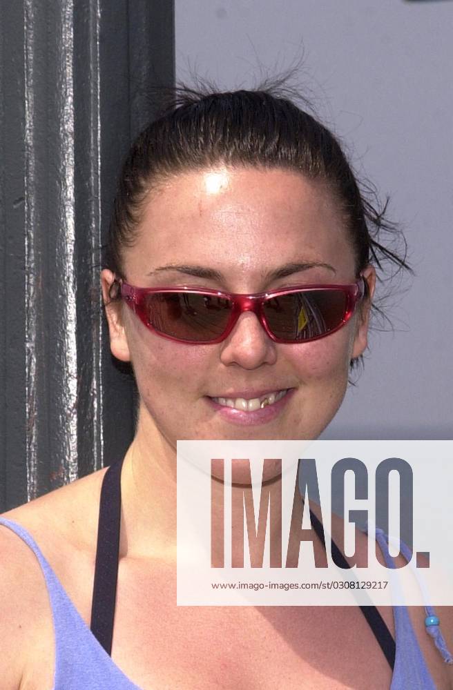 at-santa-monica-pier-sporty-spice-takes-a-walk-out-in-the-california
