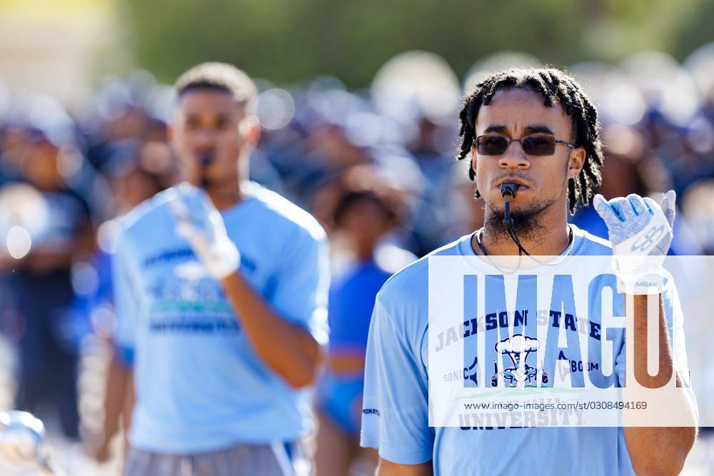 Syndication The ClarionLedger The Sonic Boom of the South Lead by J5