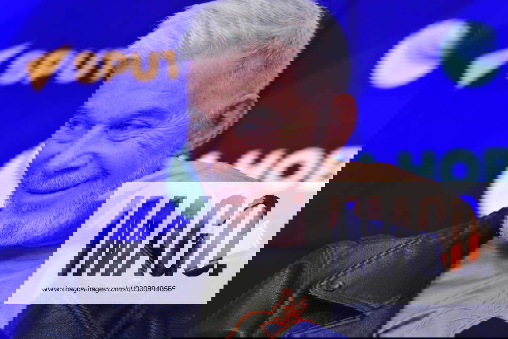 Creative Meeting With People S Artist Of Russia Oleg Gazmanov 55 Years 