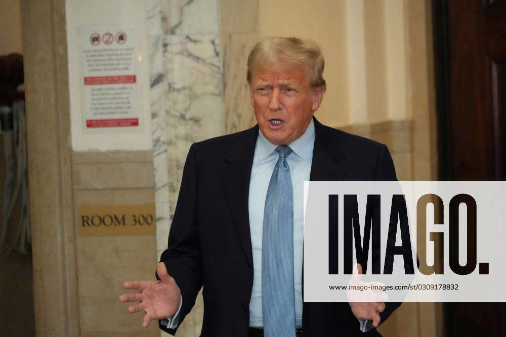 October 18, 2023, New York, NY, USA: DONALD TRUMP outside courtroom at ...