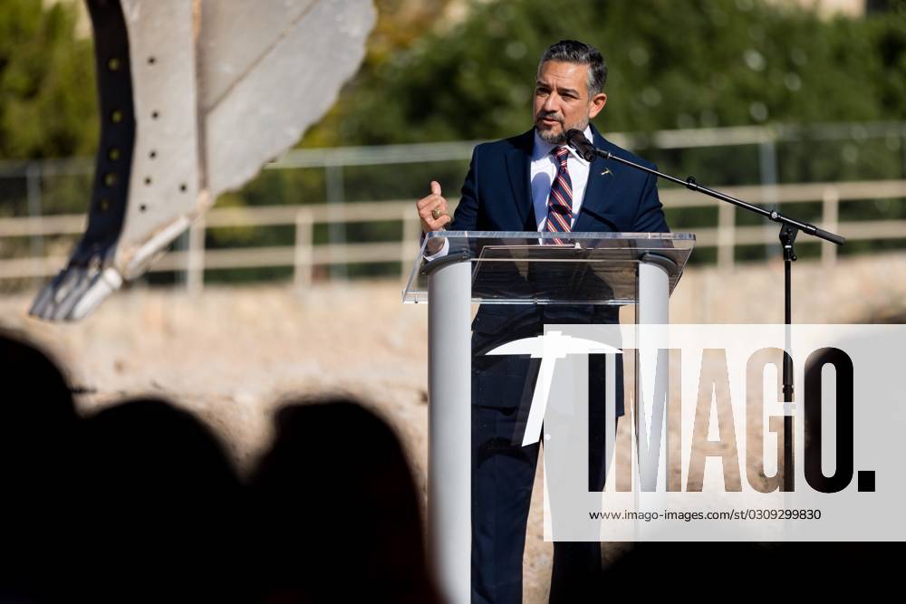 Syndication: El Paso Times State Sen. Cesar Blanco, D-El Paso, speaks ...