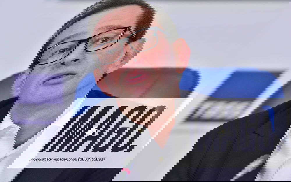 Press conference of the head of the Moscow Art Theater Konstantin