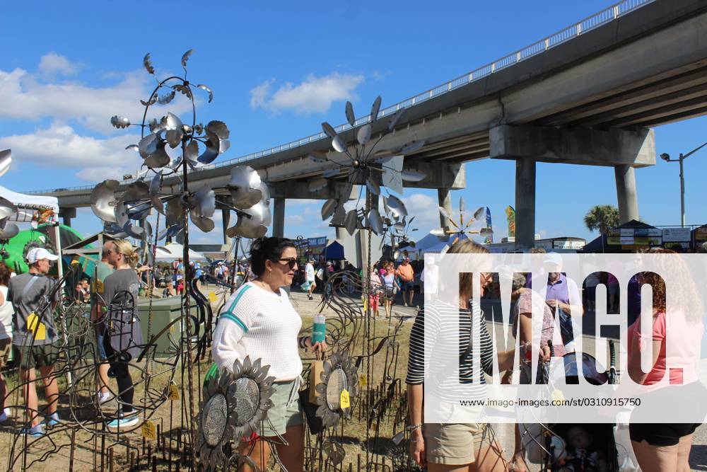 Syndication: Wilmington Star-News The Holden Beach bridge and ...