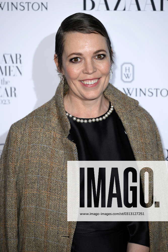 Harper s Bazaar Women of the Year 2023 - London Olivia Colman arriving ...