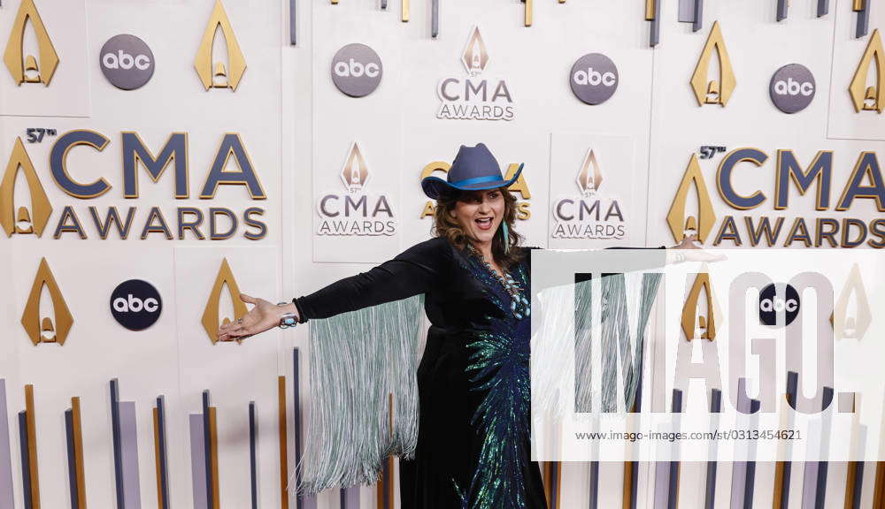 Jenne Flexor arrives on the red carpet at the 57th Annual CMA Awards at ...