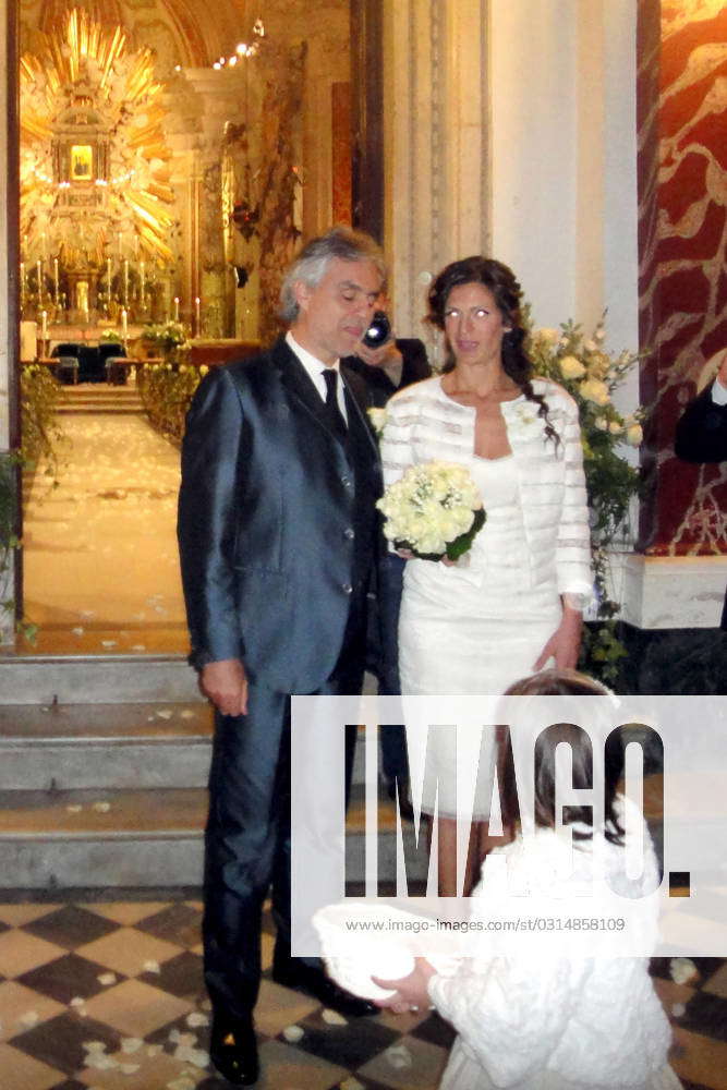 Andrea Bocelli Marries Girlfriend Of 12 Years Veronic - vrogue.co