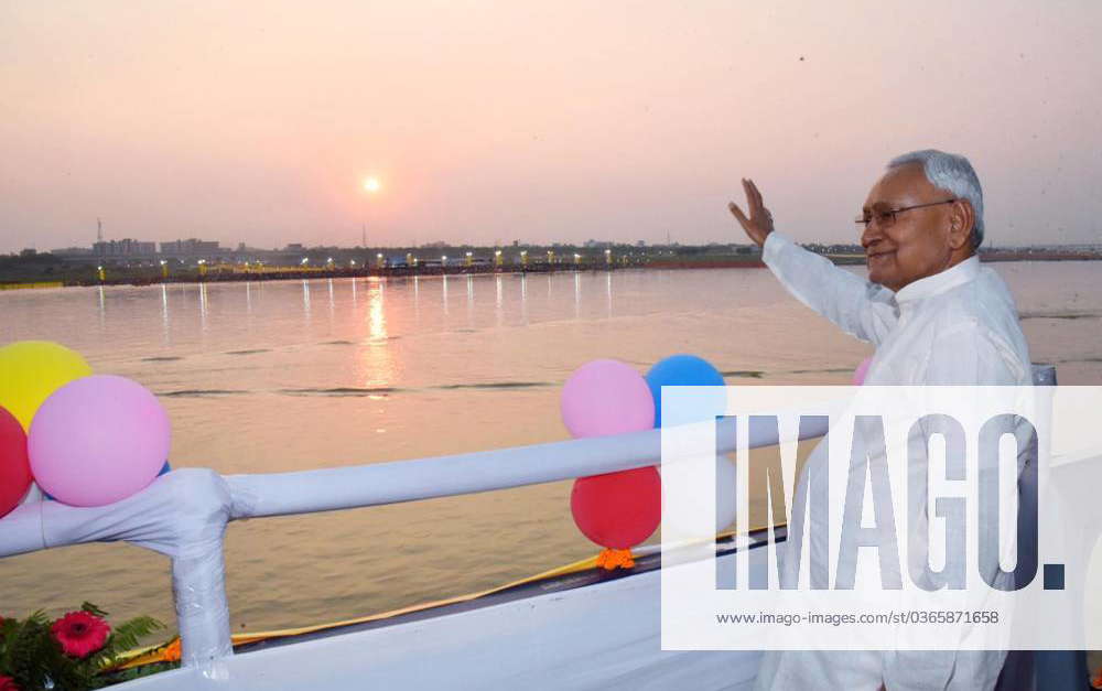 PATNA, INDIA NOVEMBER 19: Bihar Chief minister Nitish Kumar at a ghat ...