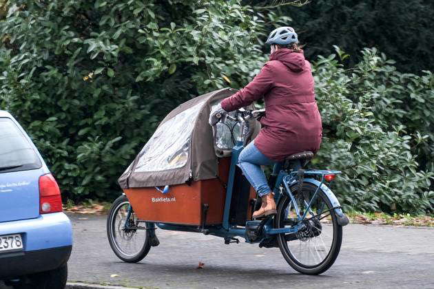 Dusseldorf Cargo Bike Cargo Bike Bicycle Bakfiets Dusseldorf