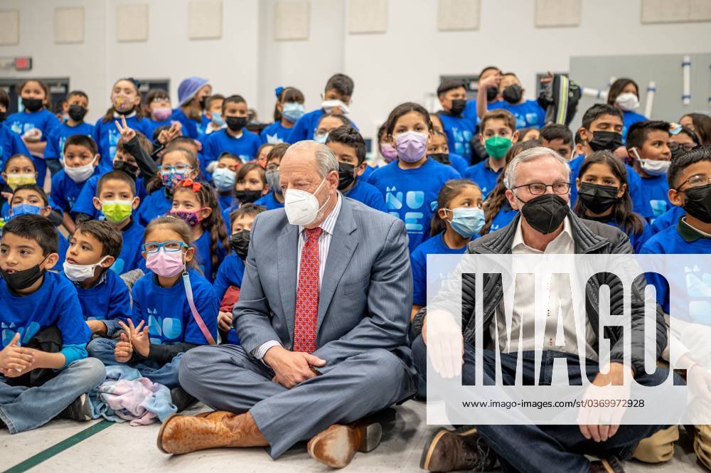 Syndication: El Paso Times, El Paso Mayor Oscar Leeser, left, and La ...