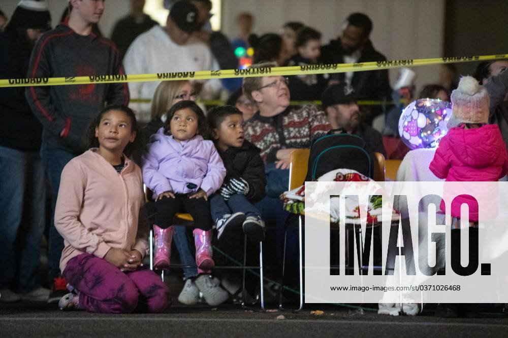 Syndication Arizona Republic APS Electric Light Parade in Phoenix on Dec